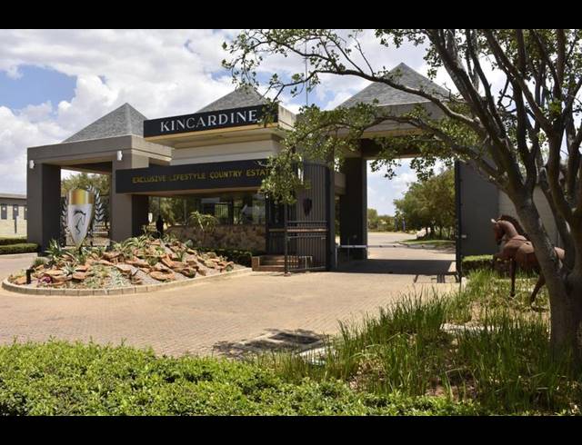 LAND FOR SALE IN KYALAMI AH